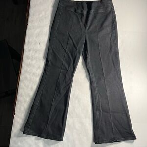 Old Navy Women’s High-Rise Weekender Flare Pants Black Size 10 Stretch